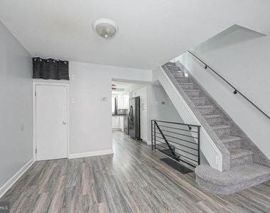 1920 Fitzgerald Street - Photo Thumbnail 2