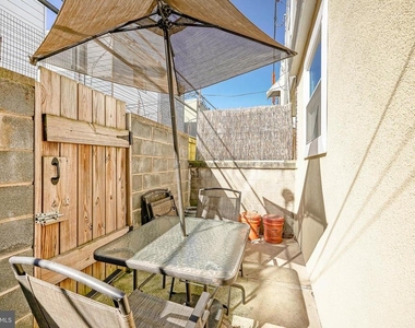 1920 Fitzgerald Street - Photo Thumbnail 7