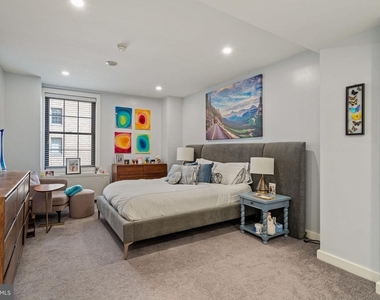 219 S 18th Street - Photo Thumbnail 13