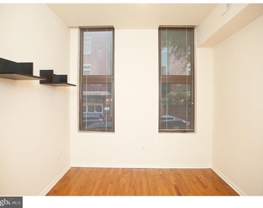 1531 Poplar Street - Photo Thumbnail 10
