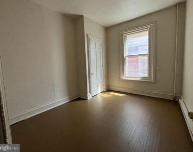 554 E High Street - Photo Thumbnail 7