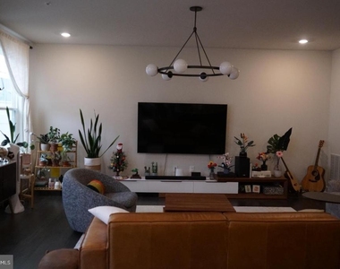 730 Quarry Point Road - Photo Thumbnail 8