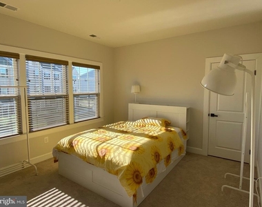 730 Quarry Point Road - Photo Thumbnail 25