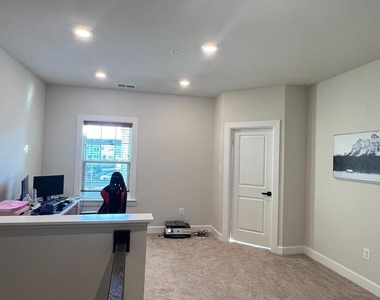 730 Quarry Point Road - Photo Thumbnail 38