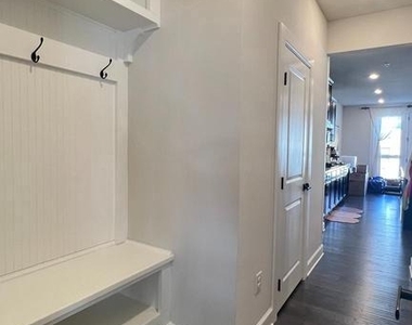 730 Quarry Point Road - Photo Thumbnail 11