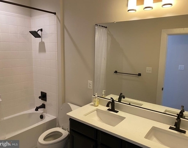 730 Quarry Point Road - Photo Thumbnail 28