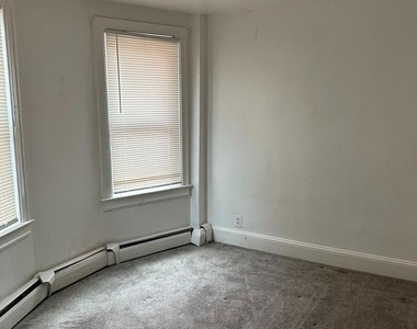 705 Anderson Street - Photo Thumbnail 7
