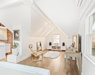 28 Bank Street - Photo Thumbnail 14