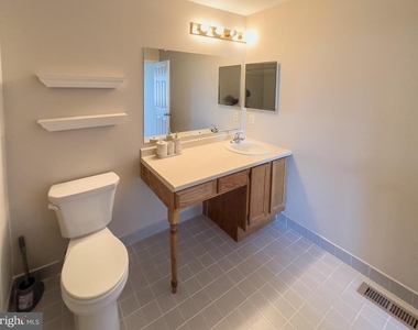 806 Wharton Road - Photo Thumbnail 24