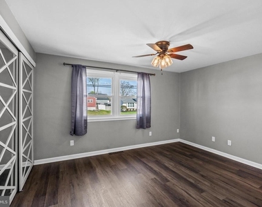 2211 New Albany Road - Photo Thumbnail 7