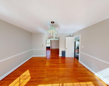 7309 River Road - Photo Thumbnail 12