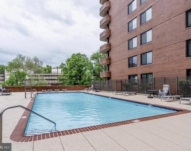 4550 N Park Avenue - Photo Thumbnail 1