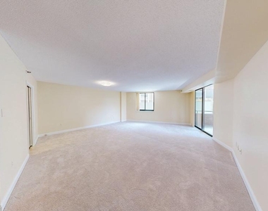 4550 N Park Avenue - Photo Thumbnail 5