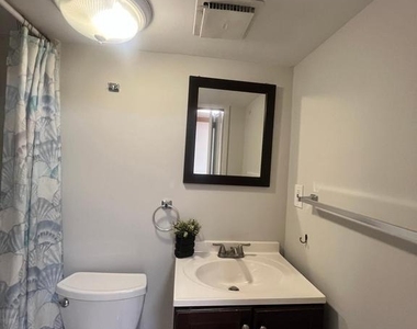 516 Meadow Hall Drive - Photo Thumbnail 15