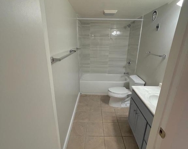 1307 Sarah Drive - Photo Thumbnail 6