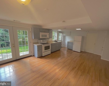 1307 Sarah Drive - Photo Thumbnail 14
