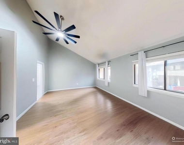 18428 Point Seneca Place - Photo Thumbnail 31