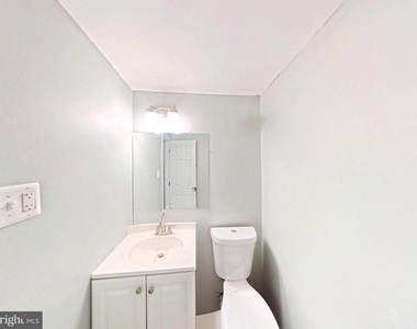 18428 Point Seneca Place - Photo Thumbnail 29