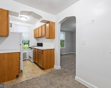 1525 28th Street Se - Photo Thumbnail 4