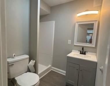 807 Branson Street - Photo Thumbnail 12