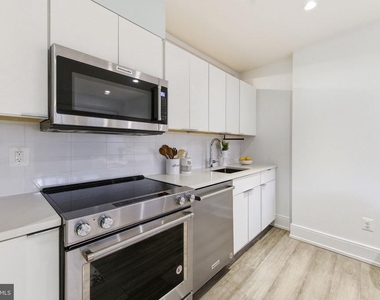 1465 Harvard Street Nw - Photo Thumbnail 6