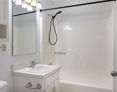 1228 Woodland Drive - Photo Thumbnail 8