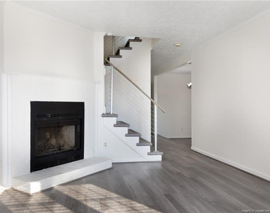 1228 Woodland Drive - Photo Thumbnail 2