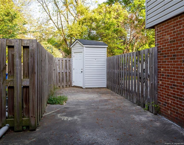 1228 Woodland Drive - Photo Thumbnail 14