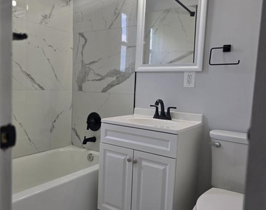 2482 Alabama Avenue Se - Photo Thumbnail 6