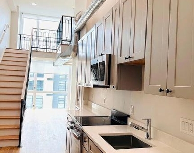 3925 Georgia Avenue Nw - Photo Thumbnail 5