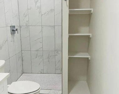 3925 Georgia Avenue Nw - Photo Thumbnail 9