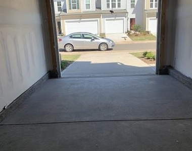 1614 Glacier Drive - Photo Thumbnail 25