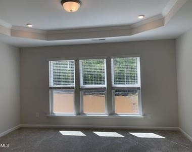 1614 Glacier Drive - Photo Thumbnail 20