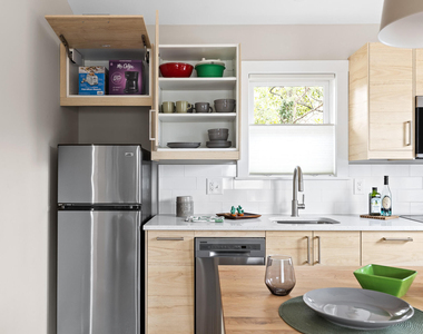 313 Dacian Avenue - Photo Thumbnail 12
