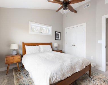 313 Dacian Avenue - Photo Thumbnail 13