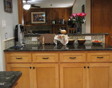 2907 Elgin Street - Photo Thumbnail 6
