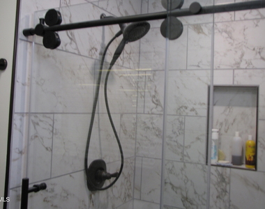 2907 Elgin Street - Photo Thumbnail 13