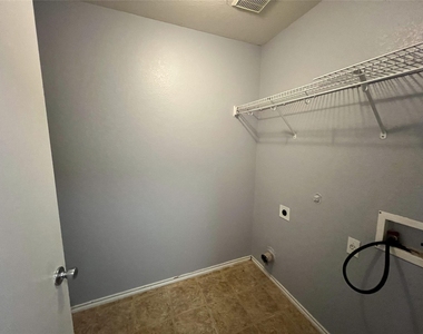 13501 Marie Ln - Photo Thumbnail 17