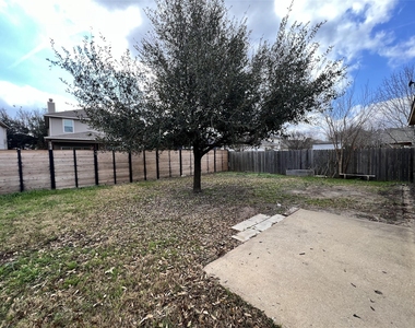 13501 Marie Ln - Photo Thumbnail 18