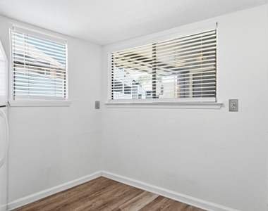 2500 Burleson Rd - Photo Thumbnail 11