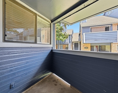2500 Burleson Rd - Photo Thumbnail 17