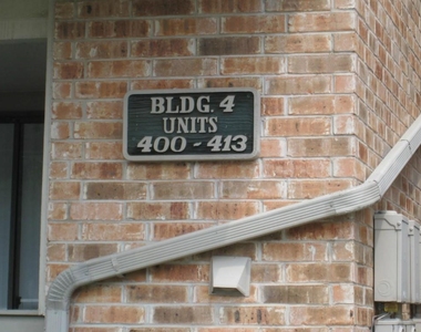 2500 Burleson Rd - Photo Thumbnail 22