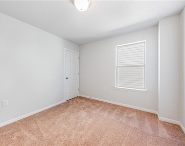 708 Durness Dr - Photo Thumbnail 21