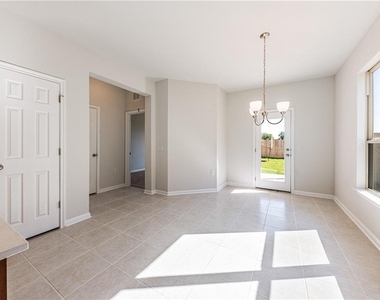 708 Durness Dr - Photo Thumbnail 9