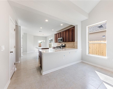 708 Durness Dr - Photo Thumbnail 5
