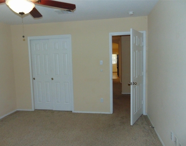 251 Wolfberry Path - Photo Thumbnail 13