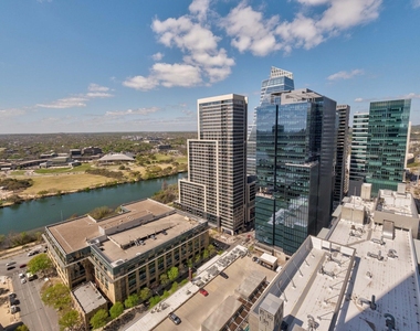 210 Lavaca St - Photo Thumbnail 2
