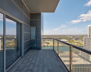 210 Lavaca St - Photo Thumbnail 26