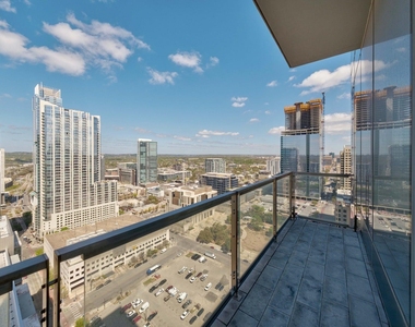 210 Lavaca St - Photo Thumbnail 24