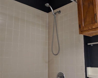 12331 Yarmont Way - Photo Thumbnail 16